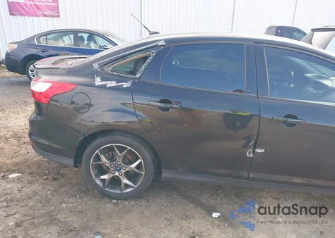 2014 Ford Focus Se из США, поврежденный, VIN 1FADP3F27EL457519